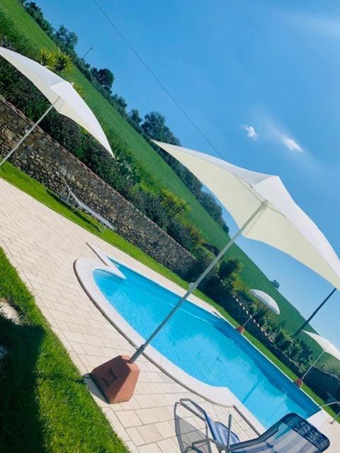 8380 Agriturismo L'Oleandro Montemerano Buitenkant foto