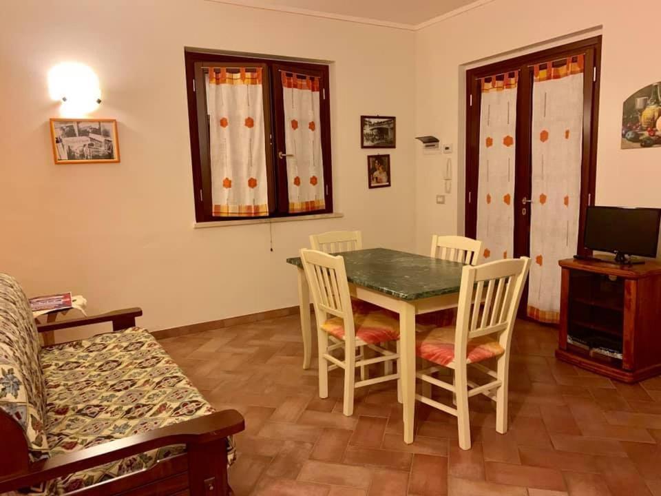 8380 Agriturismo L'Oleandro Montemerano Buitenkant foto