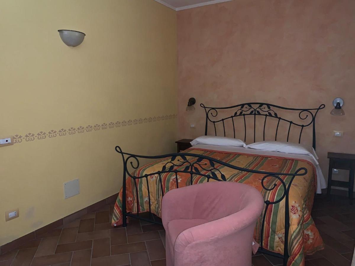 8380 Agriturismo L'Oleandro Montemerano Buitenkant foto