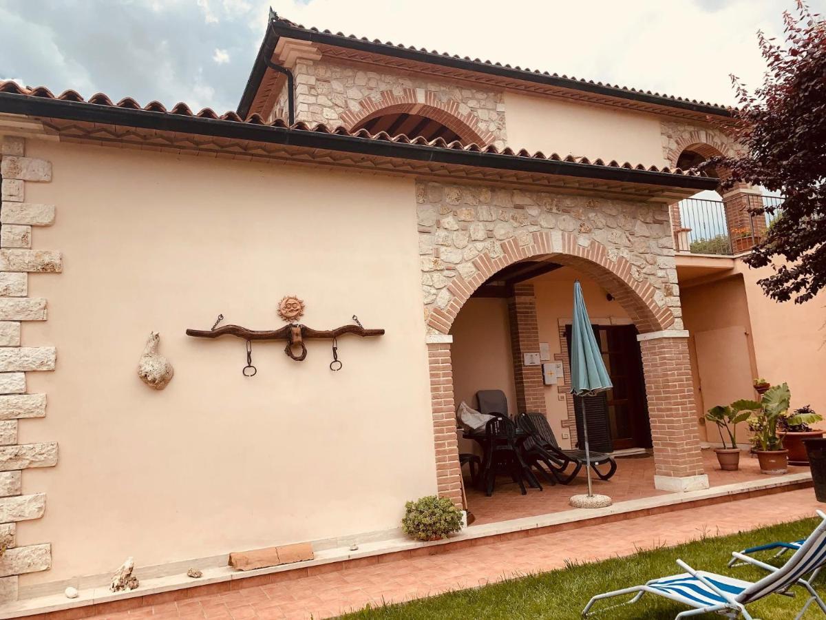 8380 Agriturismo L'Oleandro Montemerano Buitenkant foto